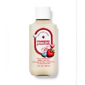 Bath & Body Works Strawberry Pound Cake Body Lotion New